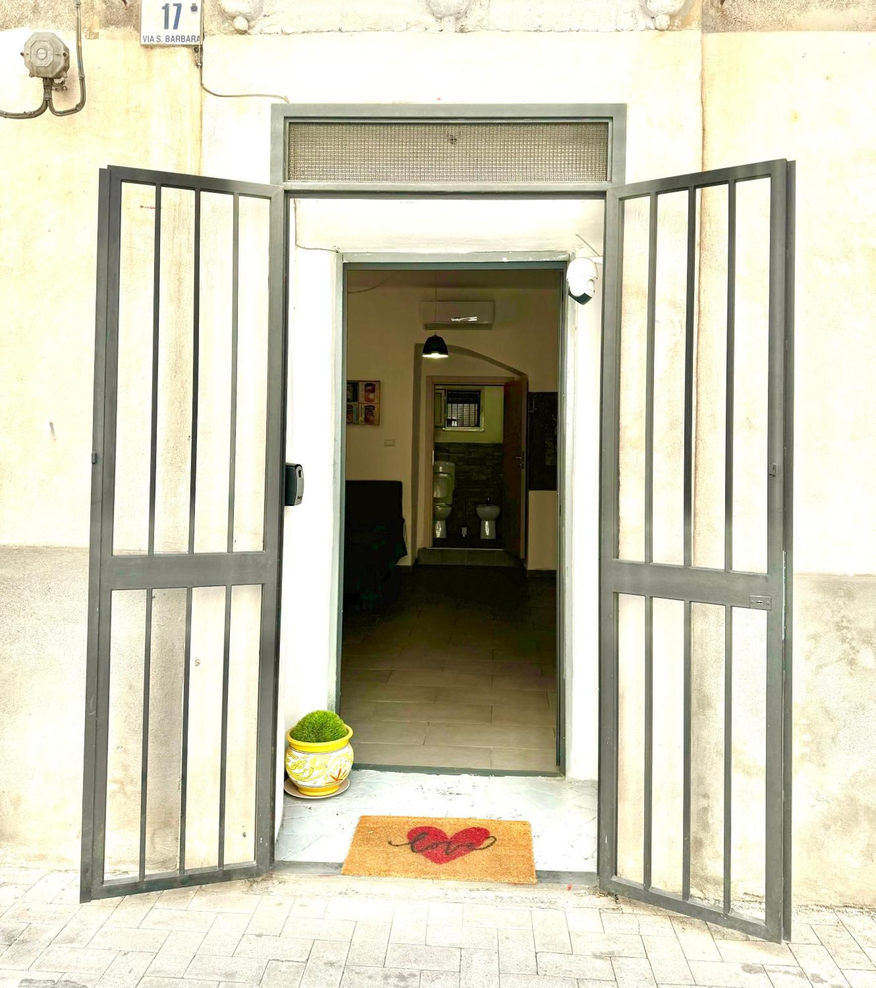 Апартаменты Casa Barbara 15-17 Катания Экстерьер фото